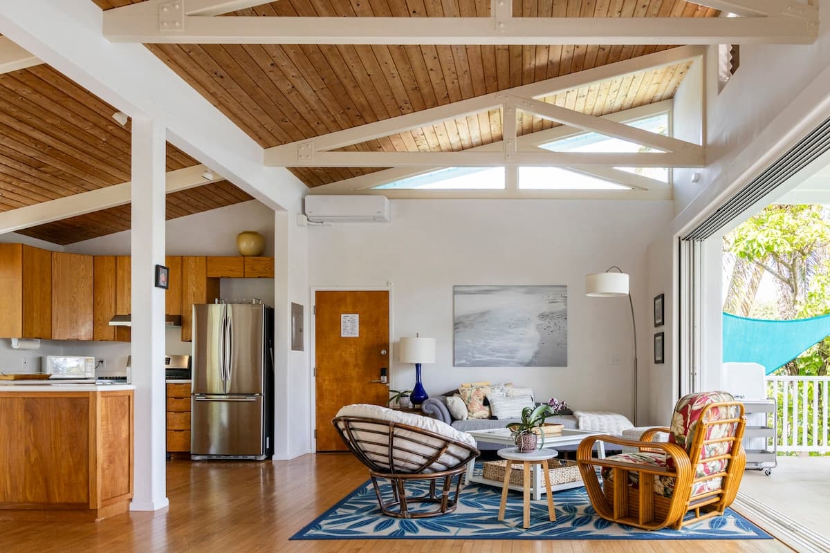 Home in Pahoa · ★4.97 · Studio · 2 beds · 1 bath - Photo 2