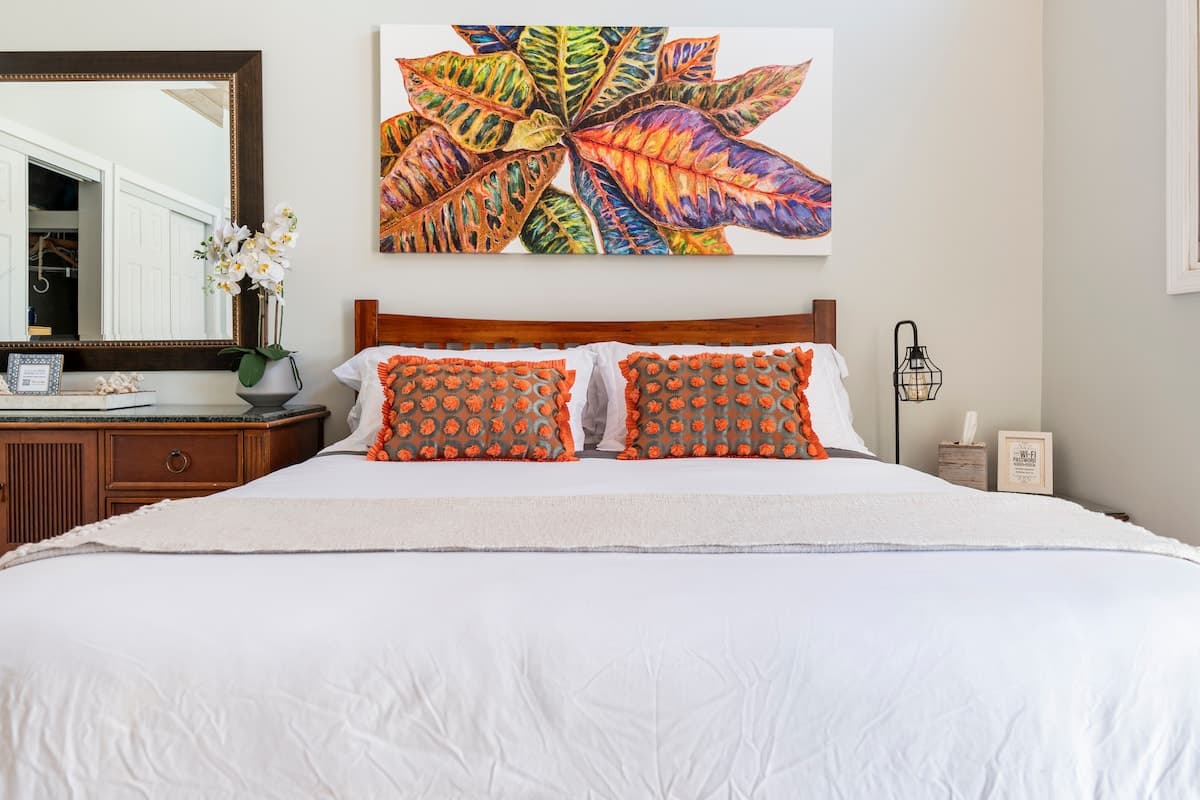Private Poolside Suite- Ocean Views - Central - Photo 3