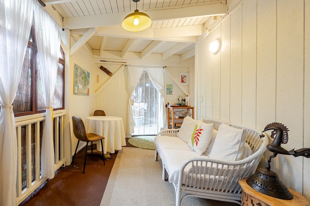 Home in Kailua-Kona · ★4.96 · 1 bedroom · 1 bed · 1 private bath - Photo 4