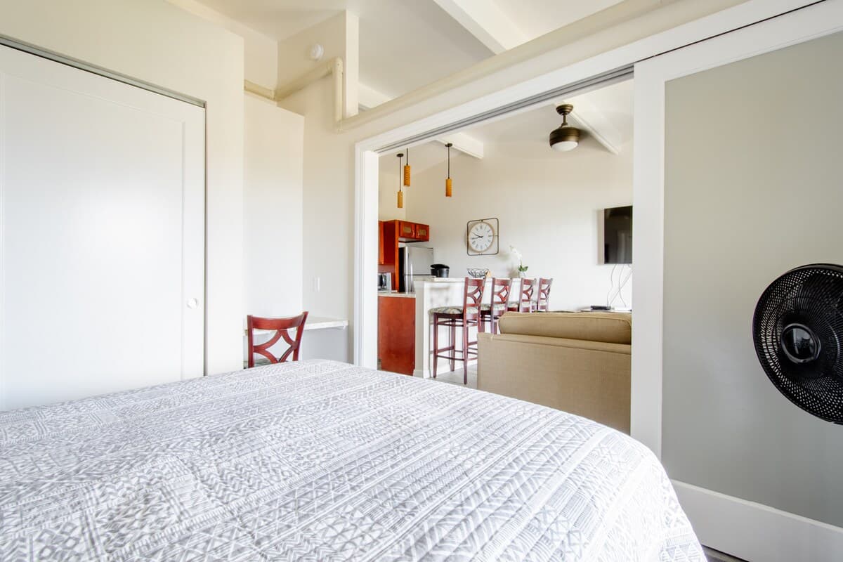 Condo in Kapaa · ★4.81 · 2 bedrooms · 2 beds · 1 private bath - Photo 5