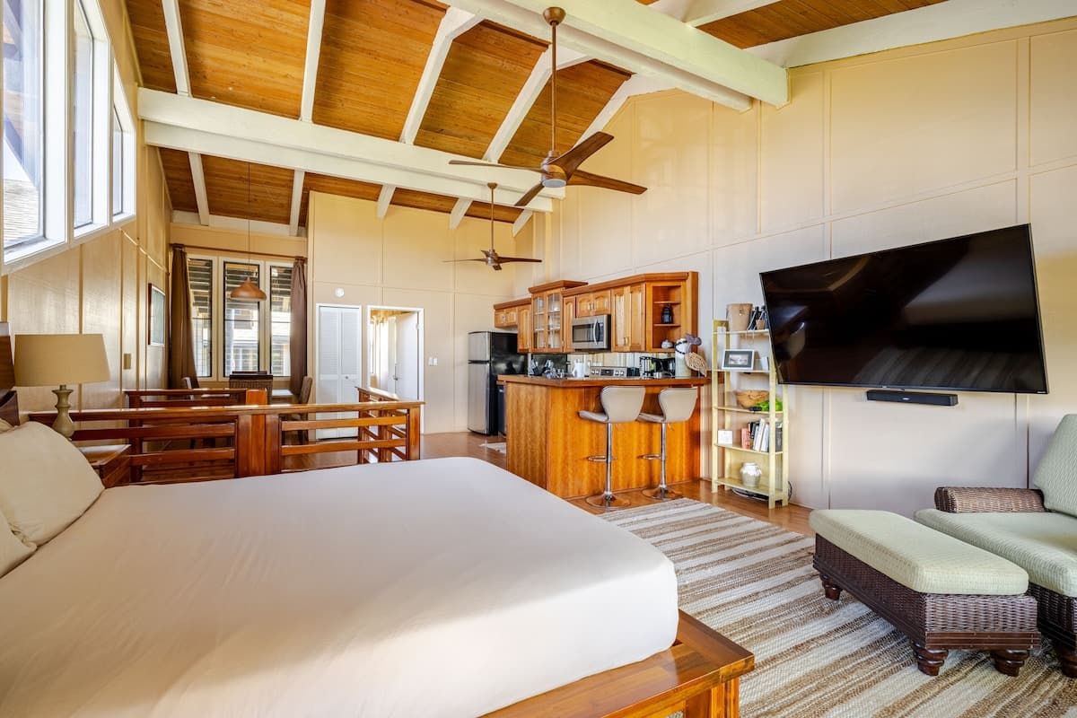 Condo in Princeville · ★4.89 · Studio · 1 bed · 1 bath - Photo 2