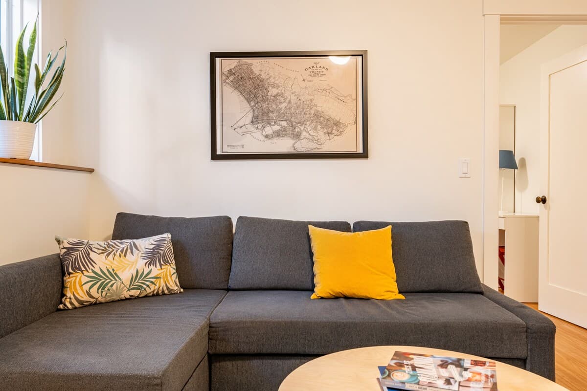 Updated in-law unit in Bushrod - Photo 4