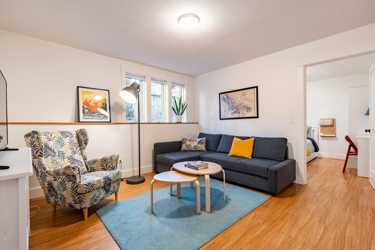 Updated in-law unit in Bushrod - Photo 5