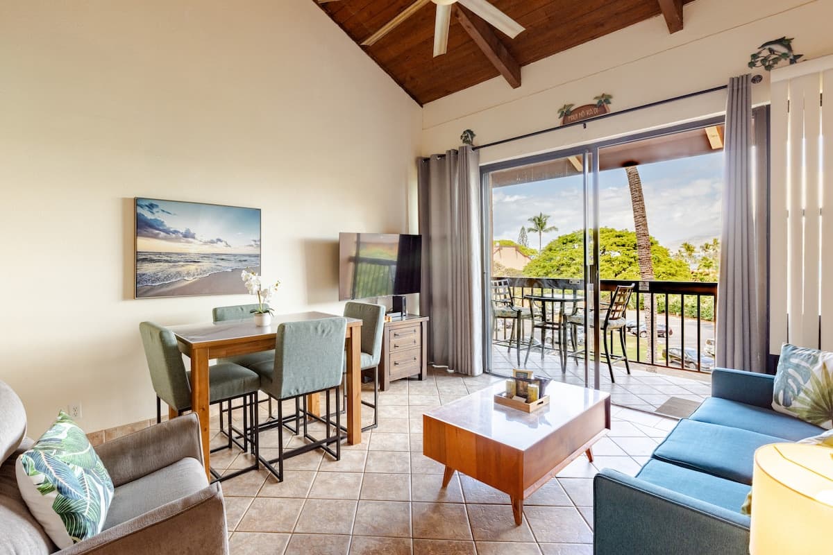 Condo in Kihei · ★4.84 · 2 bedrooms · 3 beds · 2 private baths - Photo 4