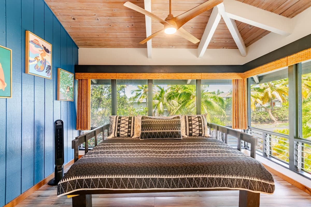 Home in Kailua-Kona · ★4.91 · 3 bedrooms · 5 beds · 3 private baths - Photo 5
