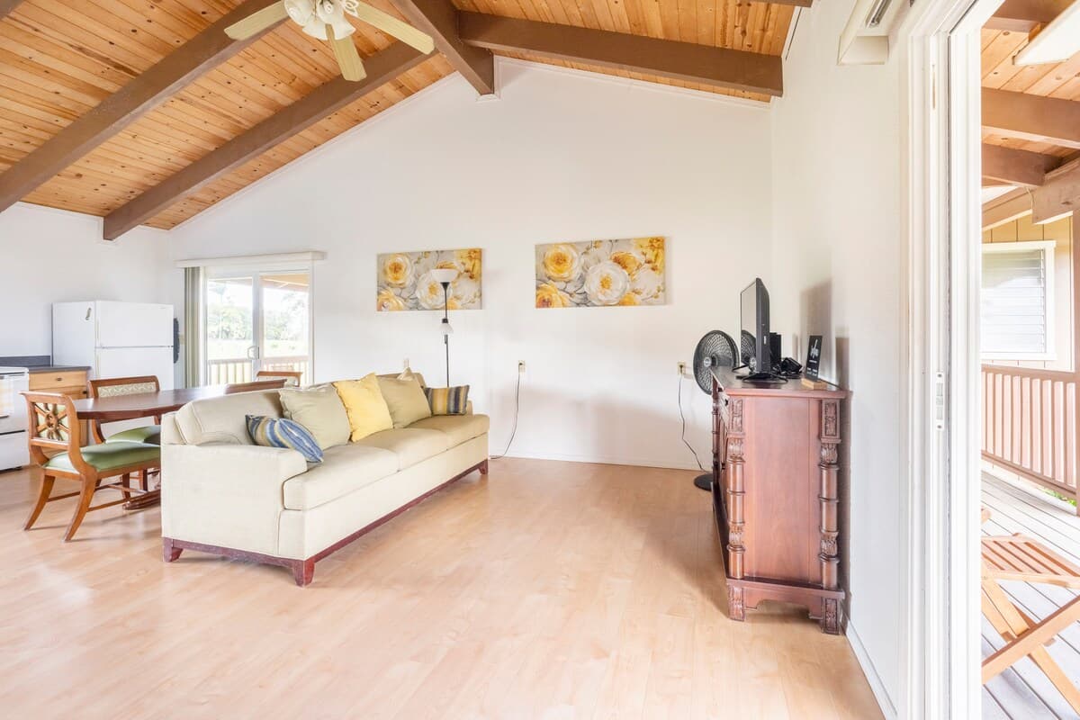 Hawaii Sun Kissed Studio Private Entrance - Photo 2