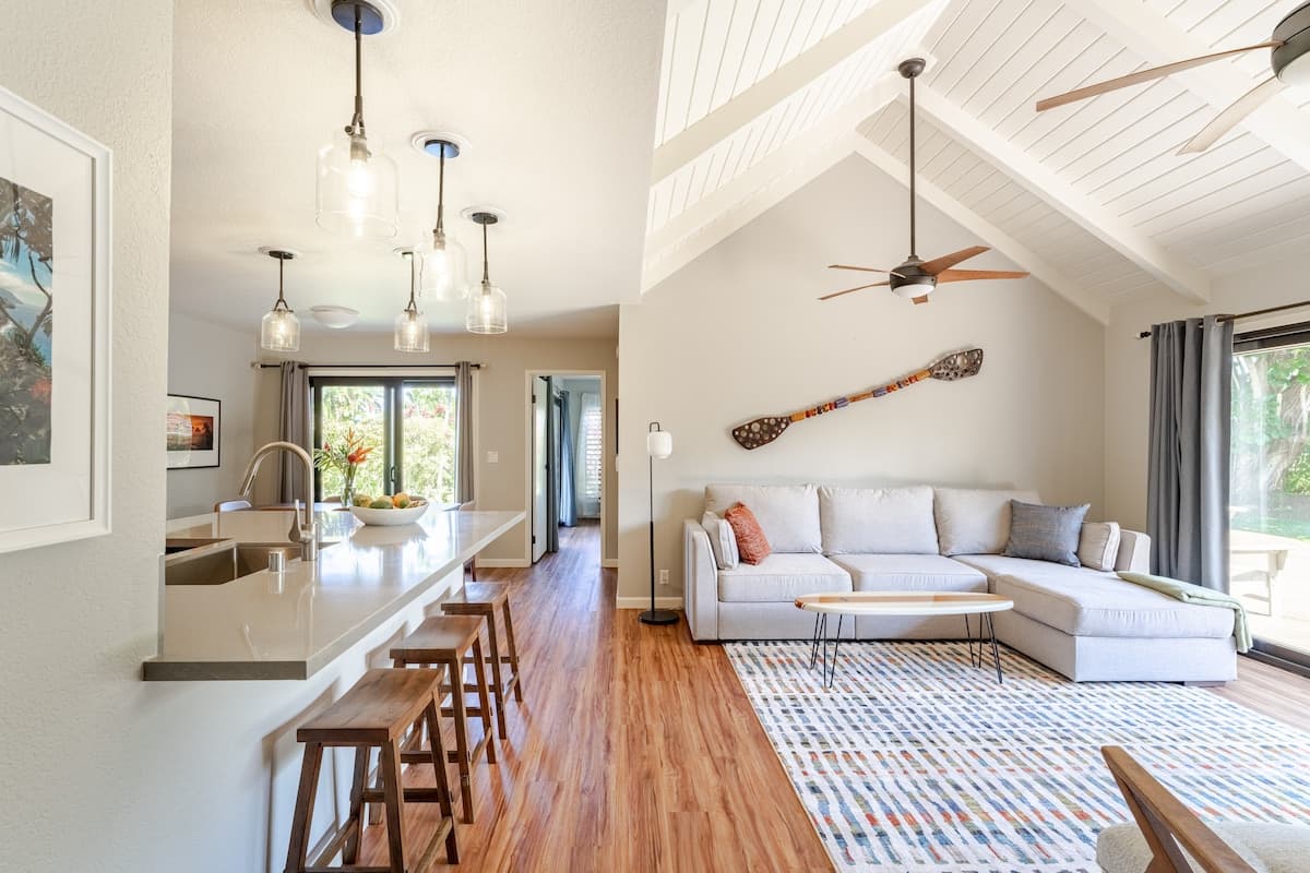 Home in Princeville · ★4.99 · 3 bedrooms · 4 beds · 2 baths - Photo 2