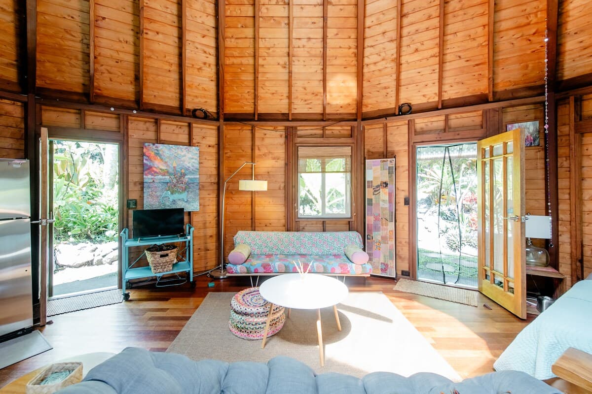 Home in Pahoa · ★4.93 · 1 bedroom · 1 bed · 1.5 baths - Photo 4
