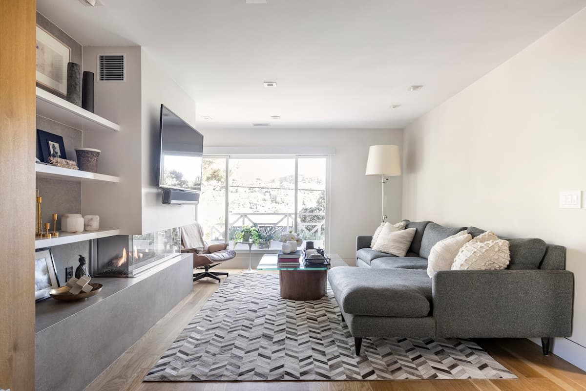 Private Oasis with City & Garden Views - Photo 1