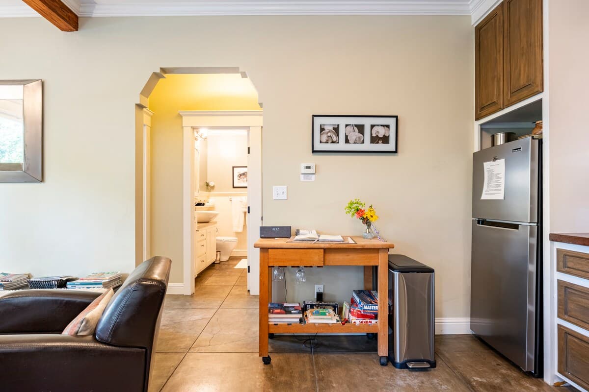 Lovely 1/bed garden Apt with View - Photo 5