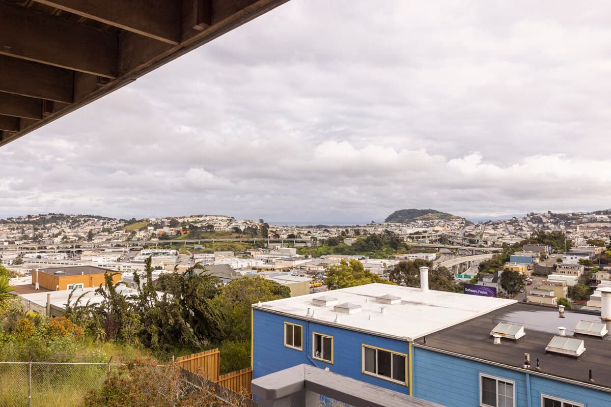 Hilltop studio w/t panoramic view, garden, parking - Photo 4