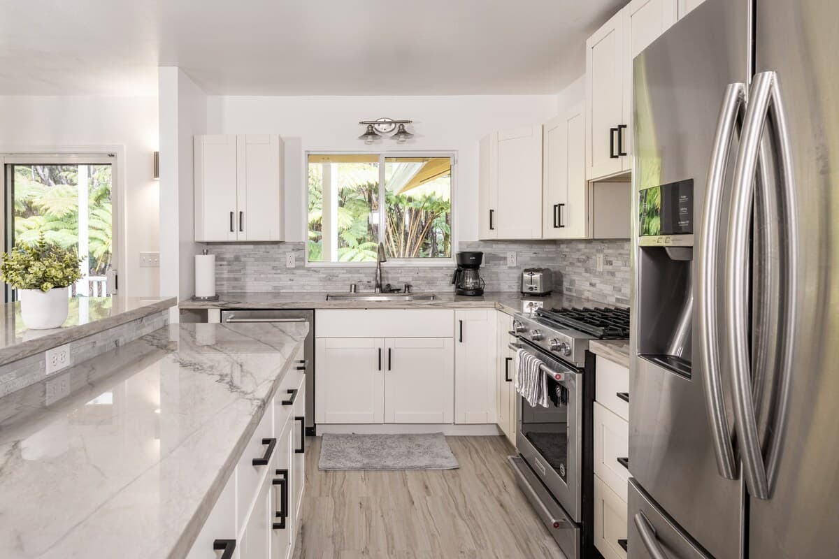 Home in Volcano · ★4.8 · 3 bedrooms · 3 beds · 2 private baths - Photo 2