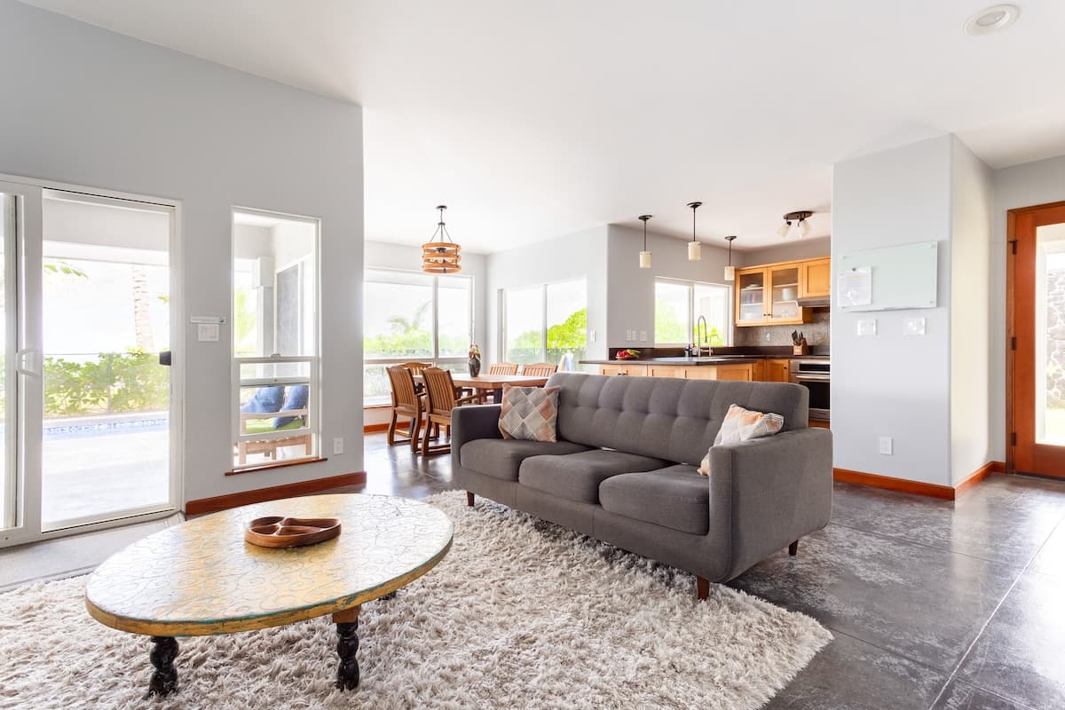 Home in Keaau · ★4.83 · 4 bedrooms · 5 beds · 4 private baths - Photo 5