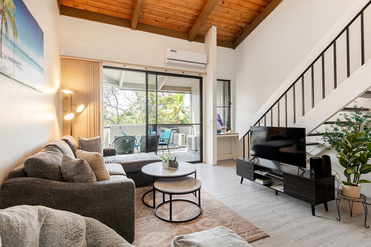 Lokahi Hale. Down town, newly renovated loft - Photo 1