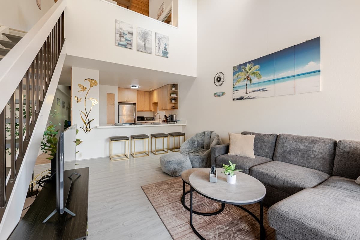 Lokahi Hale. Down town, newly renovated loft - Photo 3
