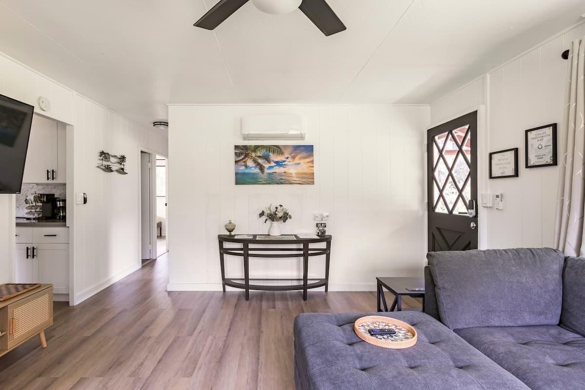 Home in Honokaa · ★4.95 · 3 bedrooms · 4 beds · 2 shared baths - Photo 5