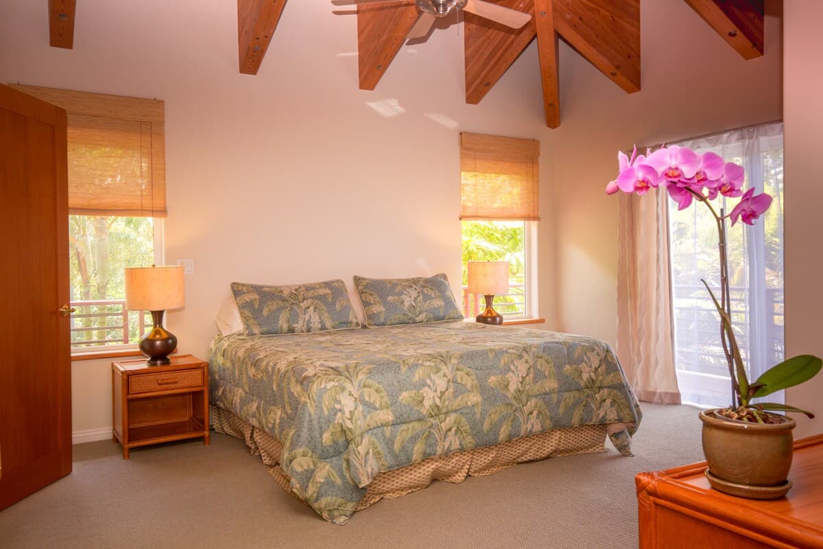 Home in Haiku-Pauwela · ★4.93 · 3 bedrooms · 4 beds · 3 baths - Photo 3