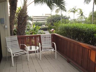 Condo in Kailua-Kona · ★5.0 · 1 bedroom · 2 beds · 1 bath - Photo 2
