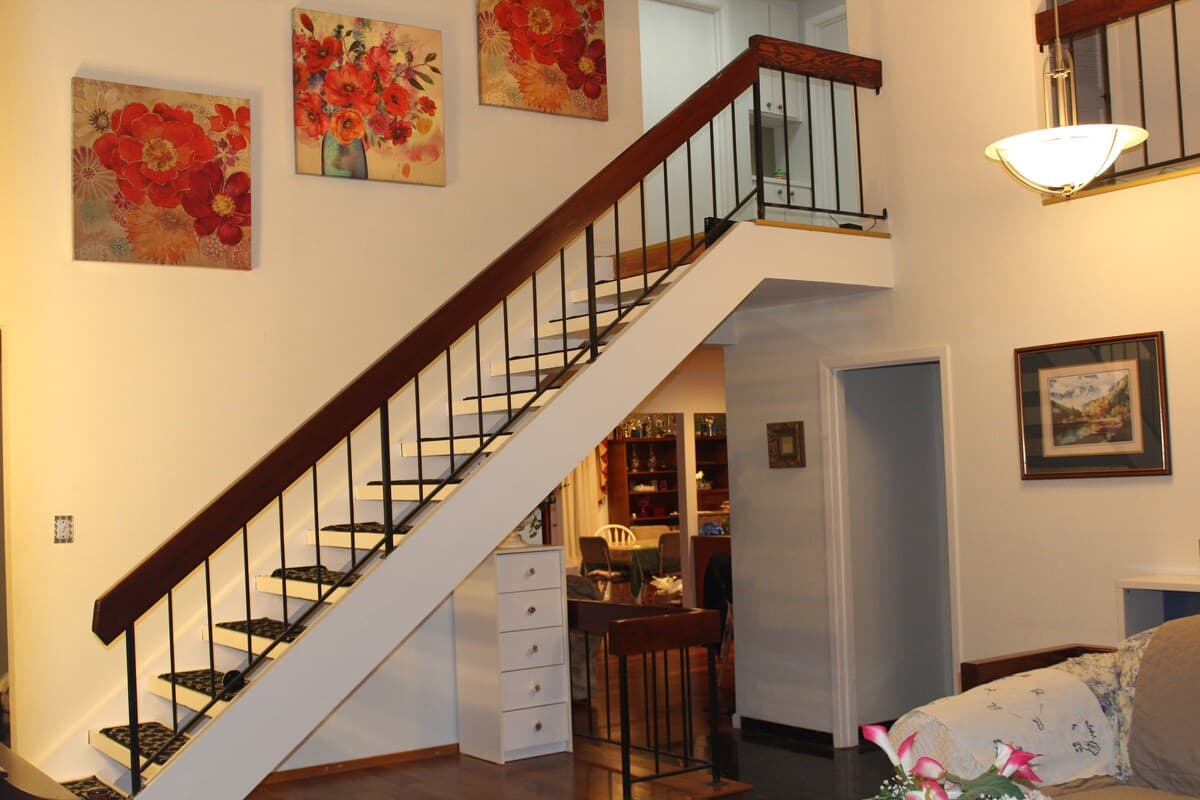 SF & SJ Midpoint 4BR Home + Parking - Photo 3