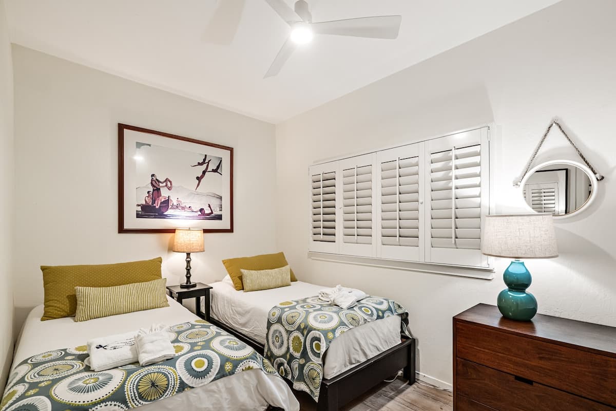 Villa in Kahuku · ★4.75 · 6 bedrooms · 8 beds · 4 private baths - Photo 5