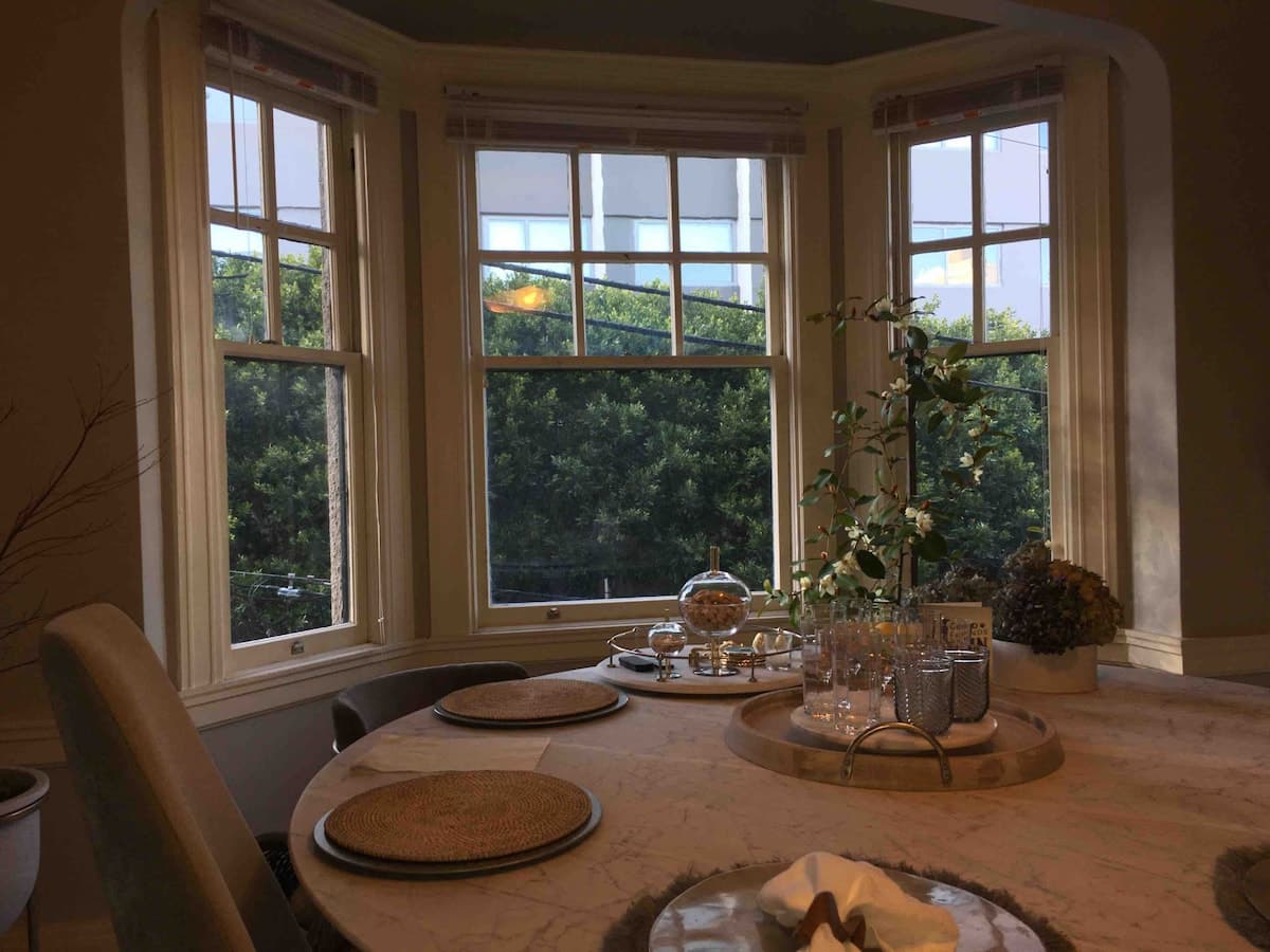 Charming Pacific Heights Condo with Parking - Photo 4