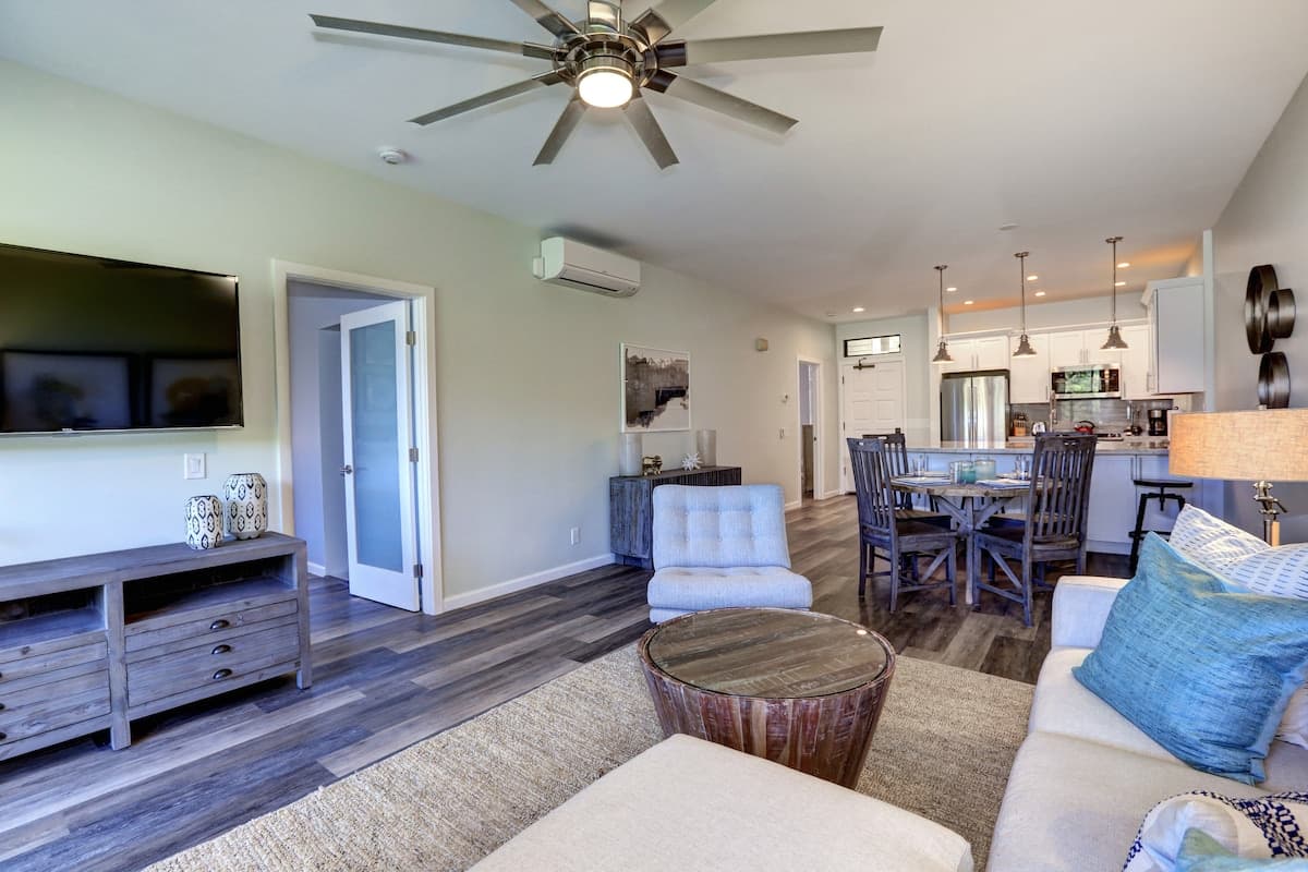 Condo in Wailea · ★4.95 · 2 bedrooms · 3 beds · 2 private baths - Photo 3