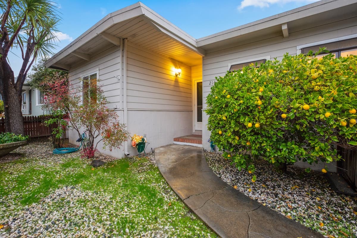 Quiet West Menlo Park Home Near Stanford & Tech - Photo 1