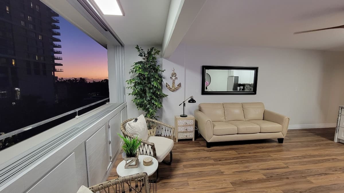 Condo in Honolulu · ★4.93 · 1 bedroom · 1 bed · 1 private bath - Photo 1
