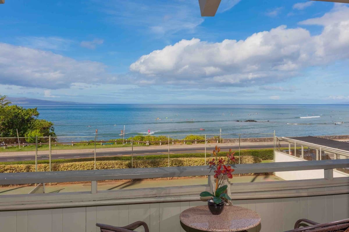 Condo in Kihei · ★4.91 · 1 bedroom · 3 beds · 1 bath - Photo 1