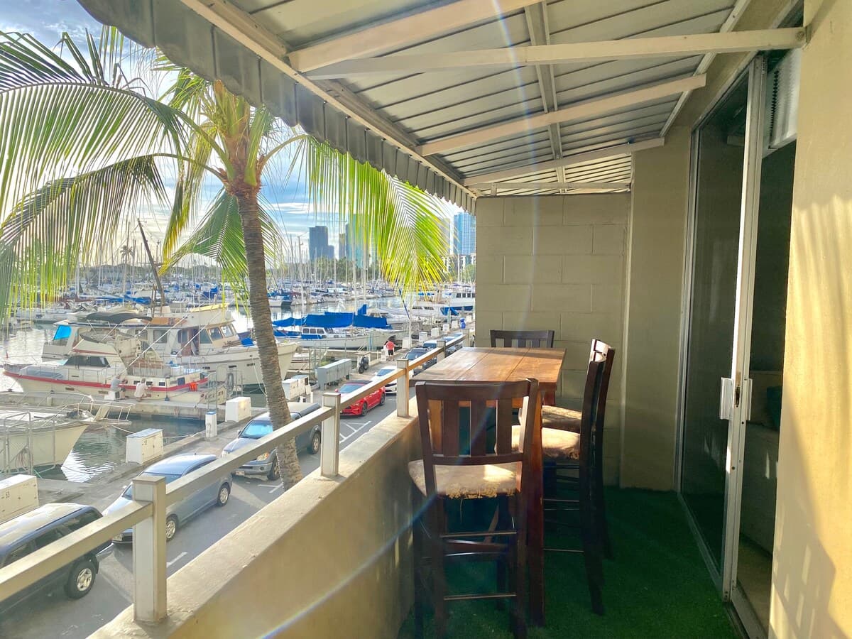 Condo in Honolulu · ★4.71 · 1 bedroom · 2 beds · 1 bath - Photo 5