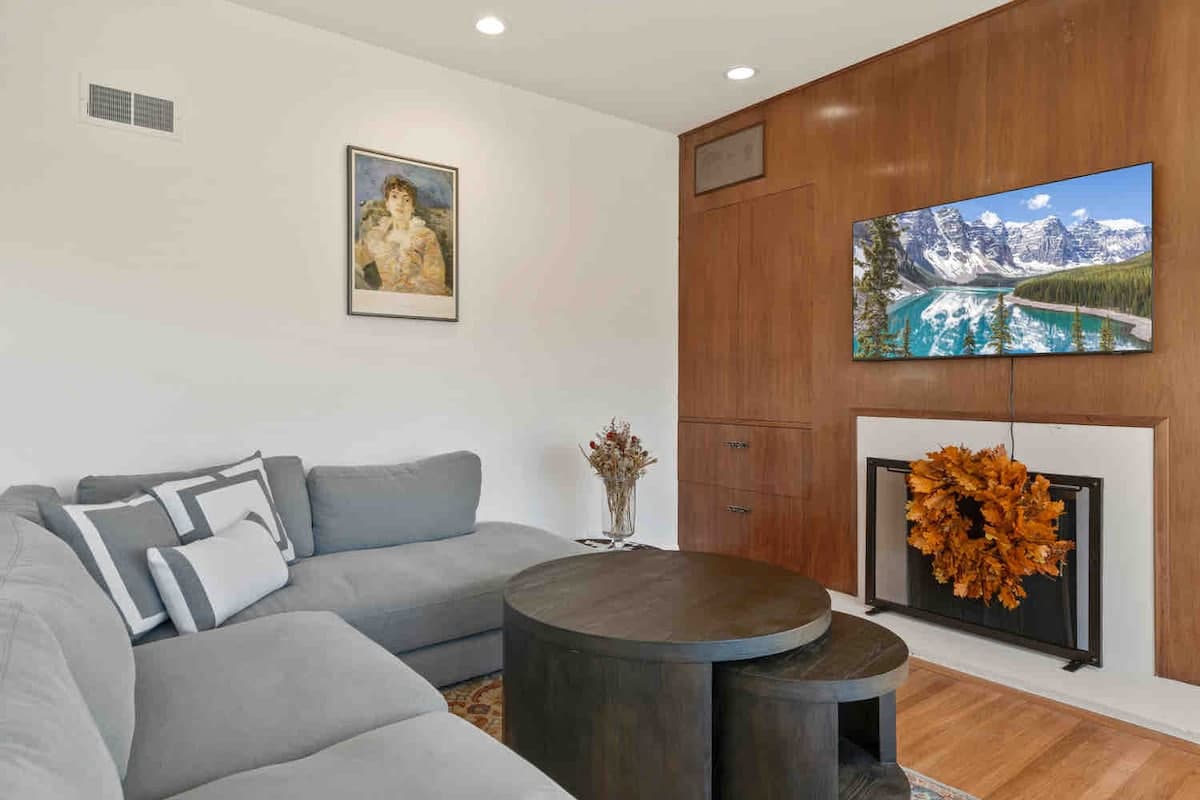 North Beach Condo with Skyline Views - Photo 2