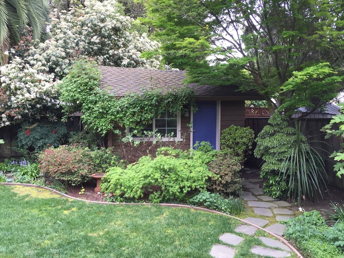 Garden Cottage in Silicon Valley Oasis - Photo 3