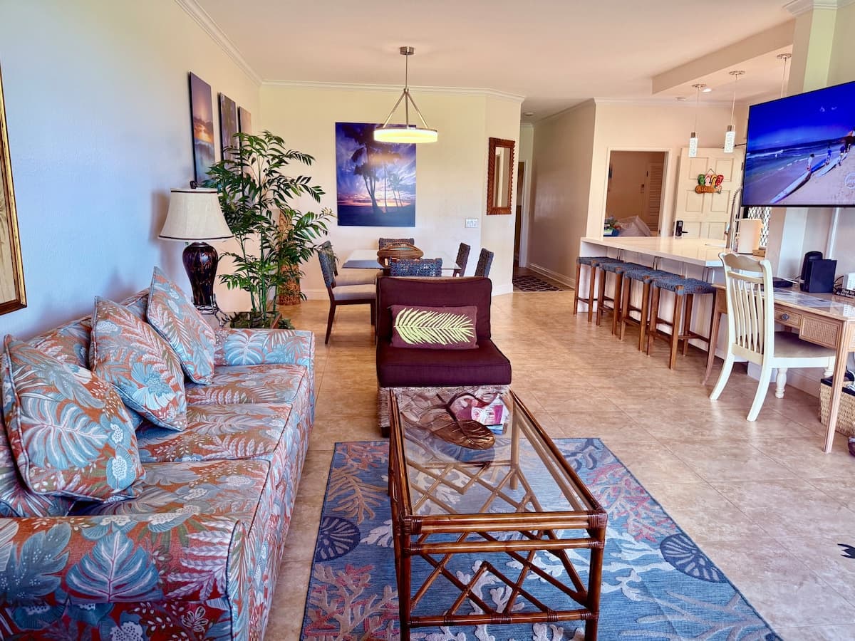 Condo in Wailea · ★4.98 · 3 bedrooms · 4 beds · 2 baths - Photo 3