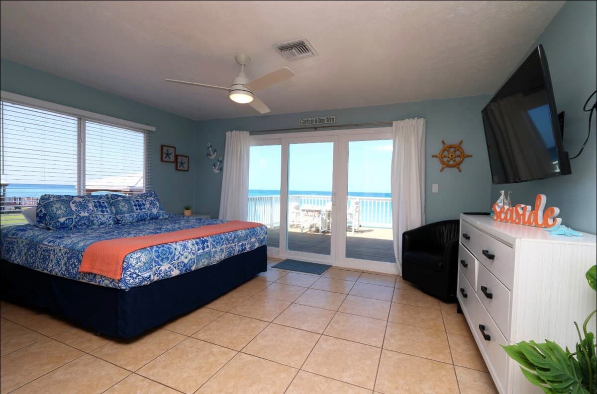 Home in Haleiwa · ★4.68 · 3 bedrooms · 5 beds · 3 private baths - Photo 3