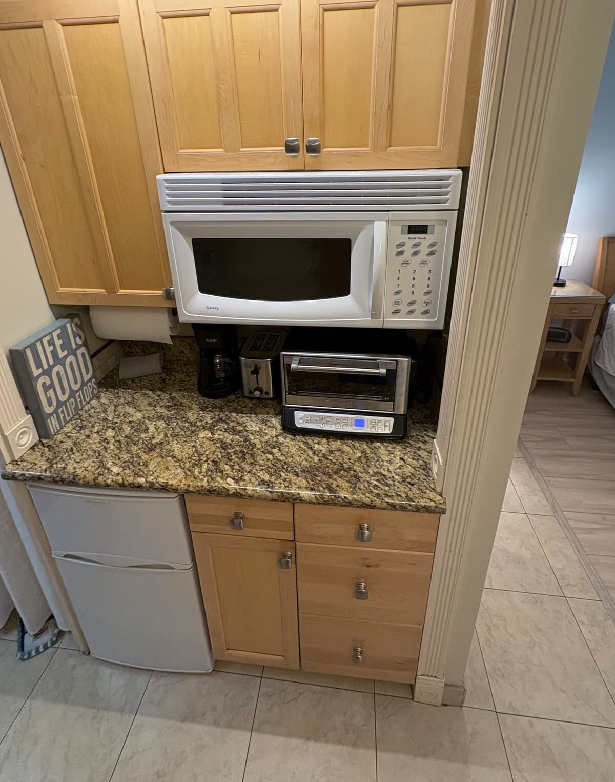 Condo in Kihei · ★4.72 · Studio · 1 bed · 1 bath - Photo 2