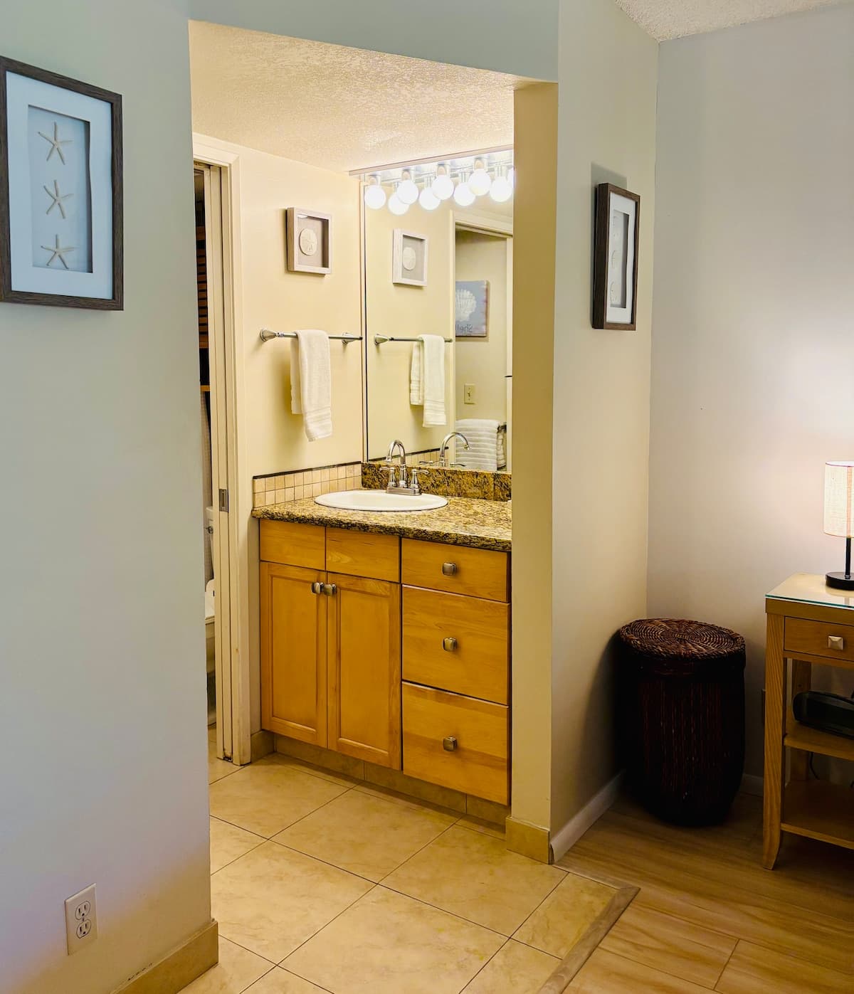 Condo in Kihei · ★4.72 · Studio · 1 bed · 1 bath - Photo 4
