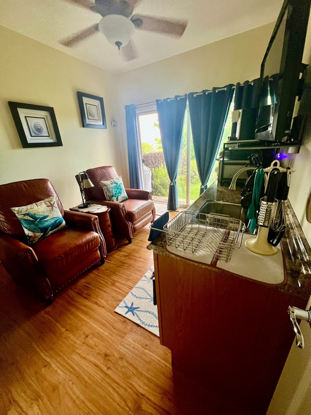Guesthouse in Waikoloa Village · ★4.96 · 1 bedroom · 1 bed · 1 private bath - Photo 2