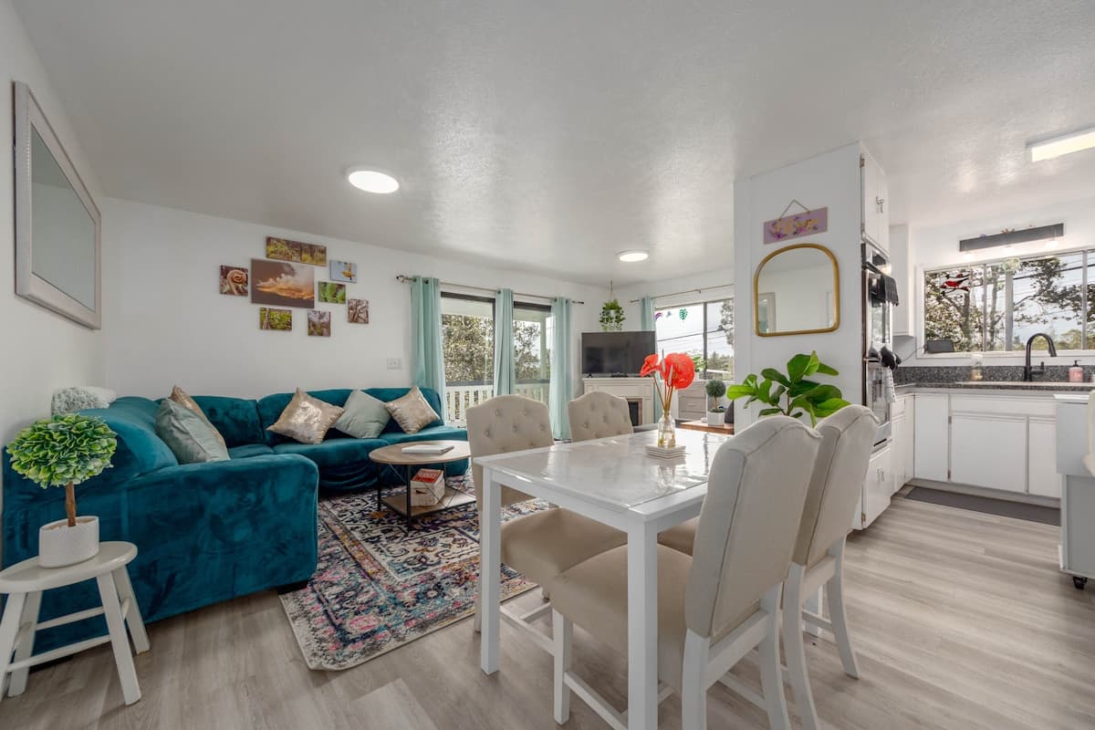 Home in Volcano · ★4.7 · 2 bedrooms · 3 beds · 1 private bath - Photo 1