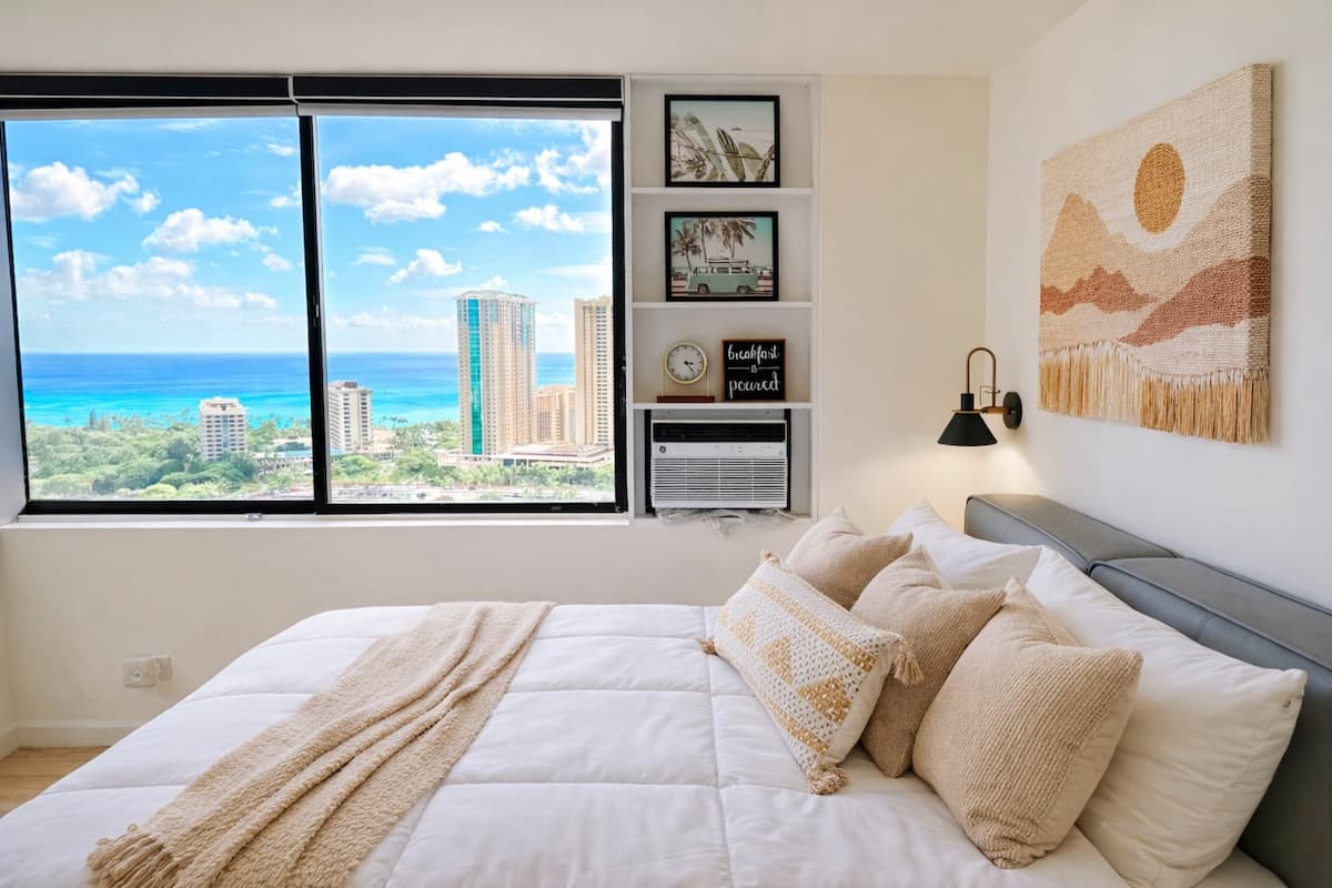 Stunning Ocean View Waikiki 33F Studio B - Photo 1