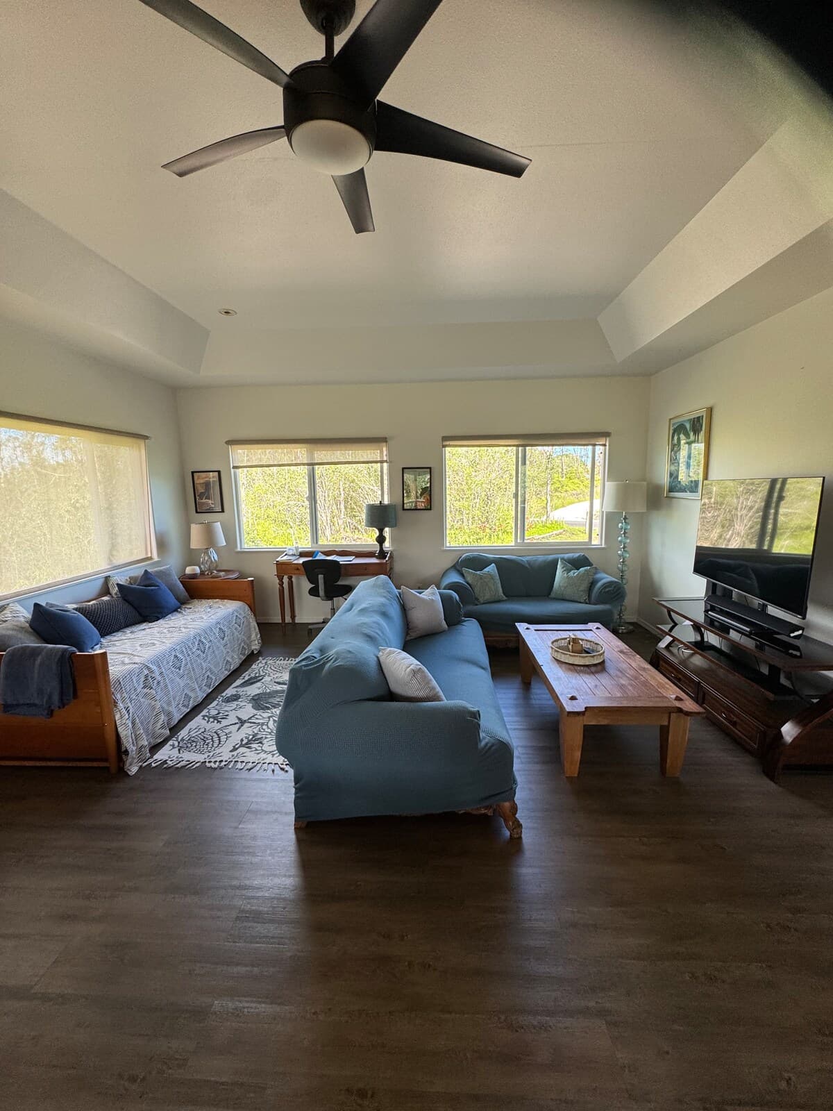 Home in Keaau · ★4.92 · 2 bedrooms · 4 beds · 2 private baths - Photo 4