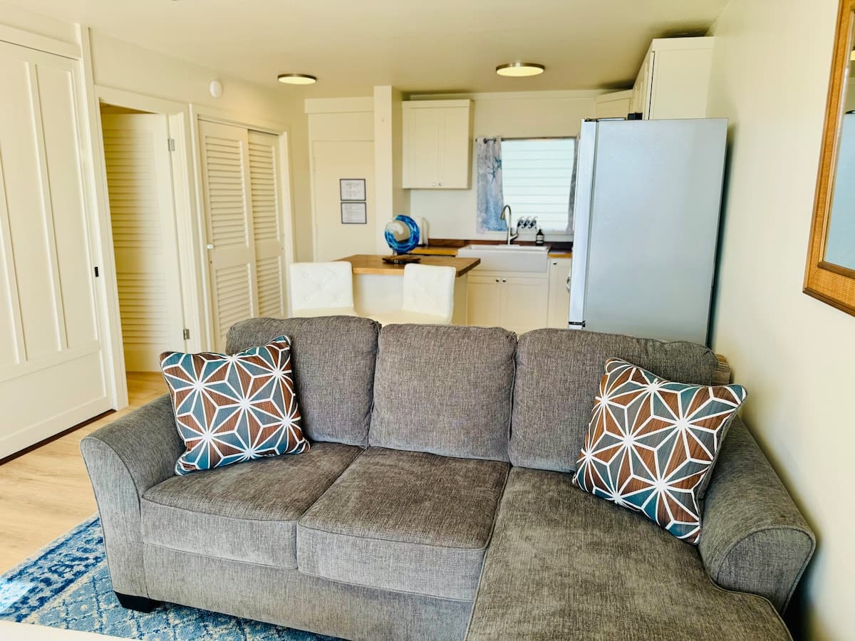 Condo in Kailua-Kona · ★4.96 · 1 bedroom · 1 bed · 1 bath - Photo 3