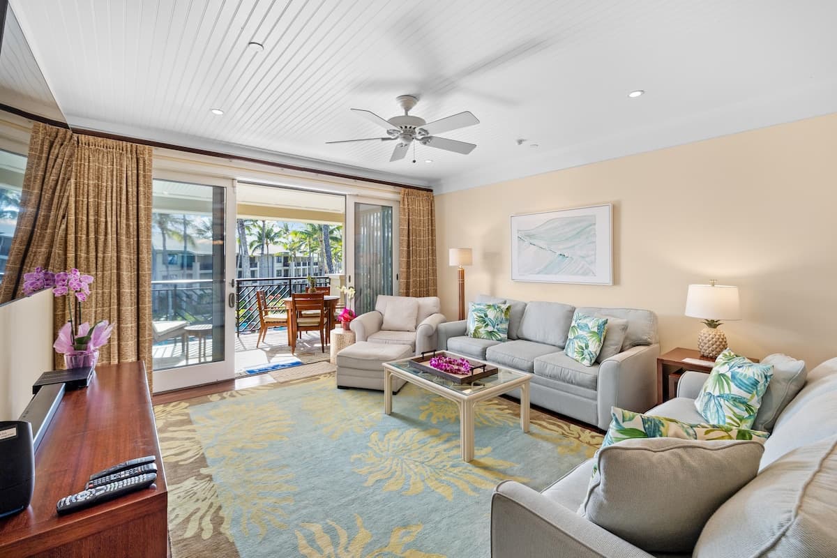 Villa in Kahuku · ★4.94 · 3 bedrooms · 4 beds · 2 private baths - Photo 4