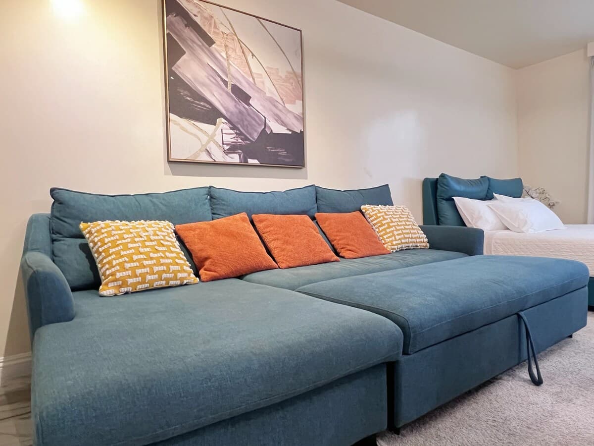 Waikiki Legal Apt 3b+2b-1 Free parking - Photo 3