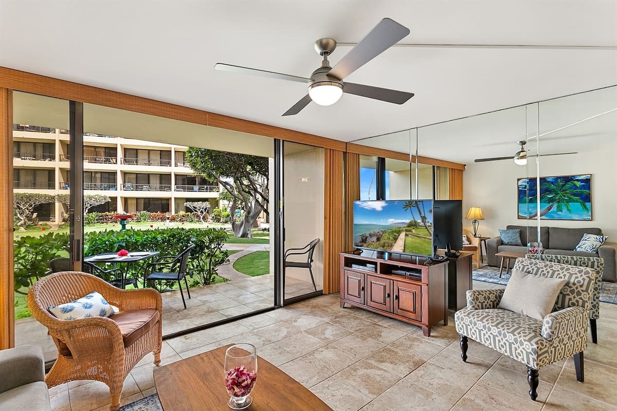 Condo in Kihei · ★5.0 · 1 bedroom · 2 beds · 1 bath - Photo 4