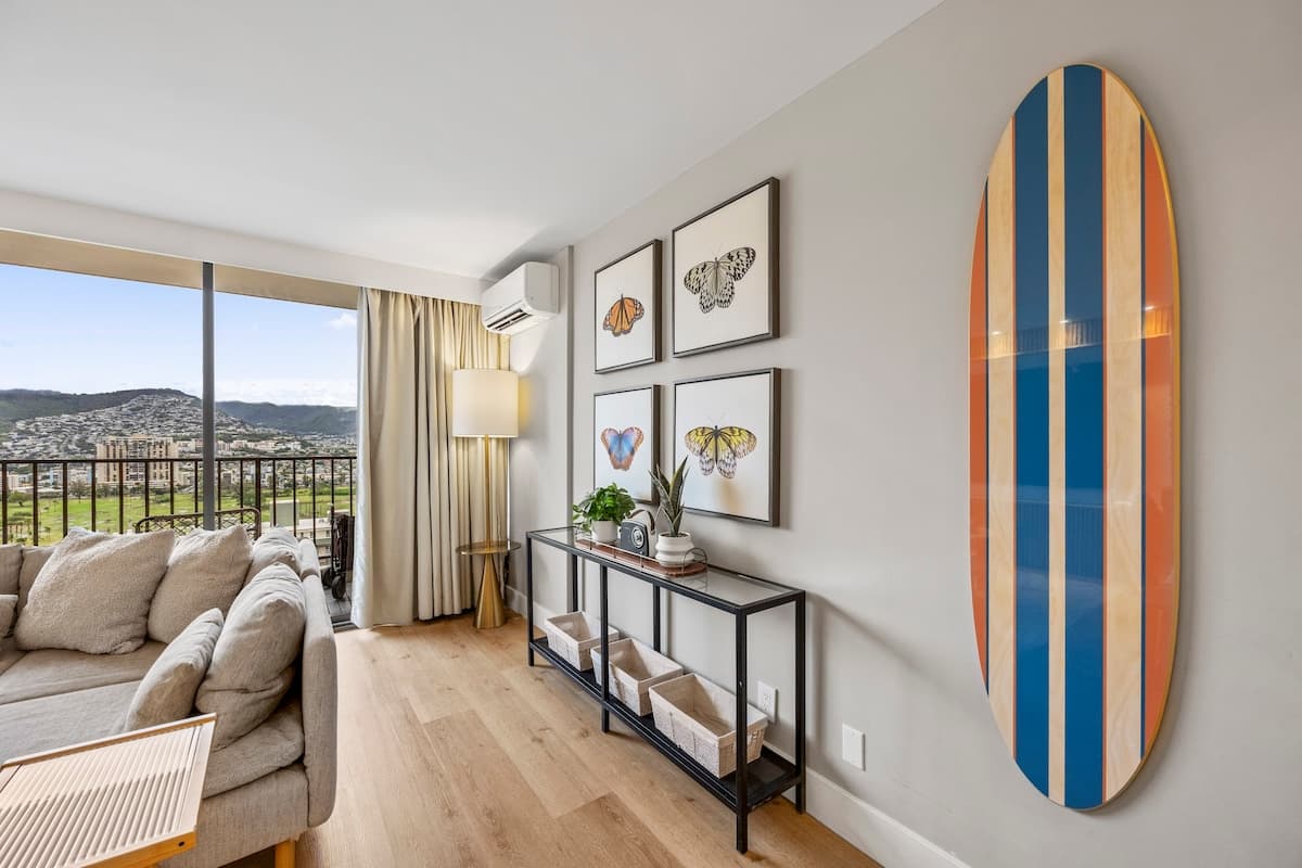 25F-Stunning & Upscale-Mountain View-1BR/Parking! - Photo 5