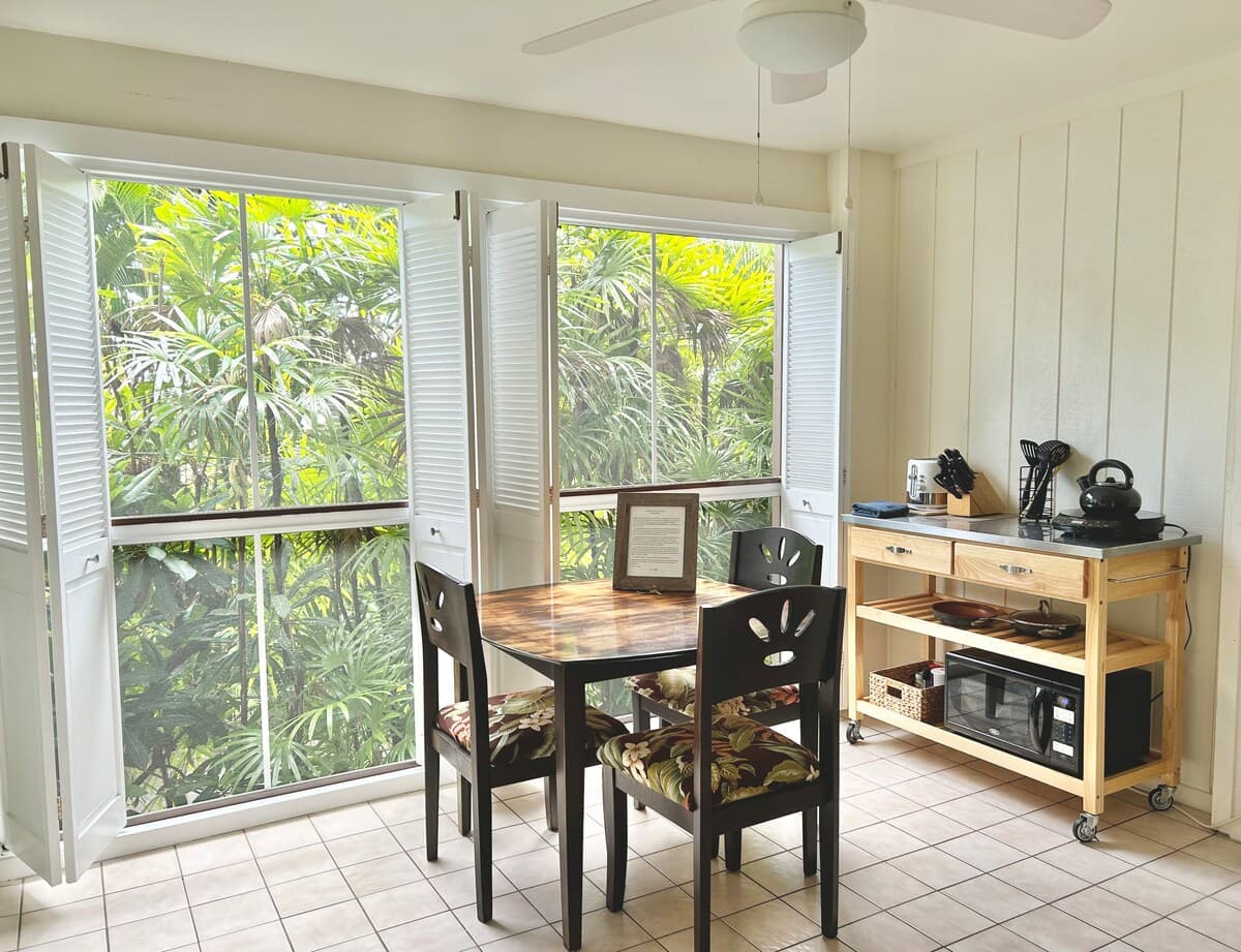 Location & value Walk to beach, BBQ, WIFI parking - Photo 4
