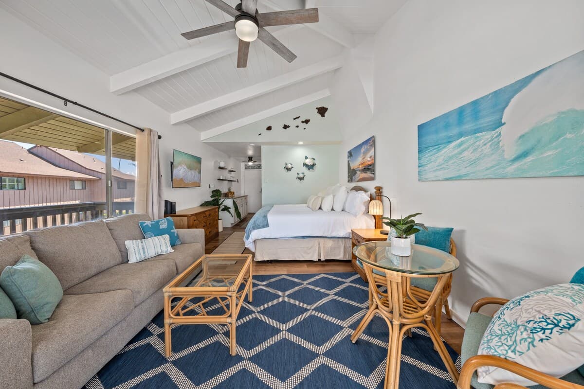 Condo in Kihei · ★4.94 · Studio · 1 bed · 1 private bath - Photo 2
