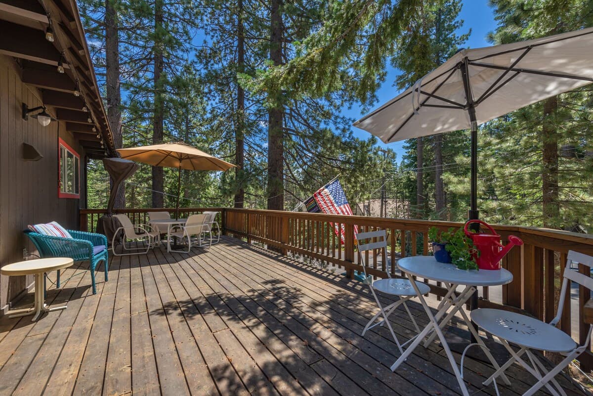 Lake & Mountain Retreat with Private Beach Access - Photo 5