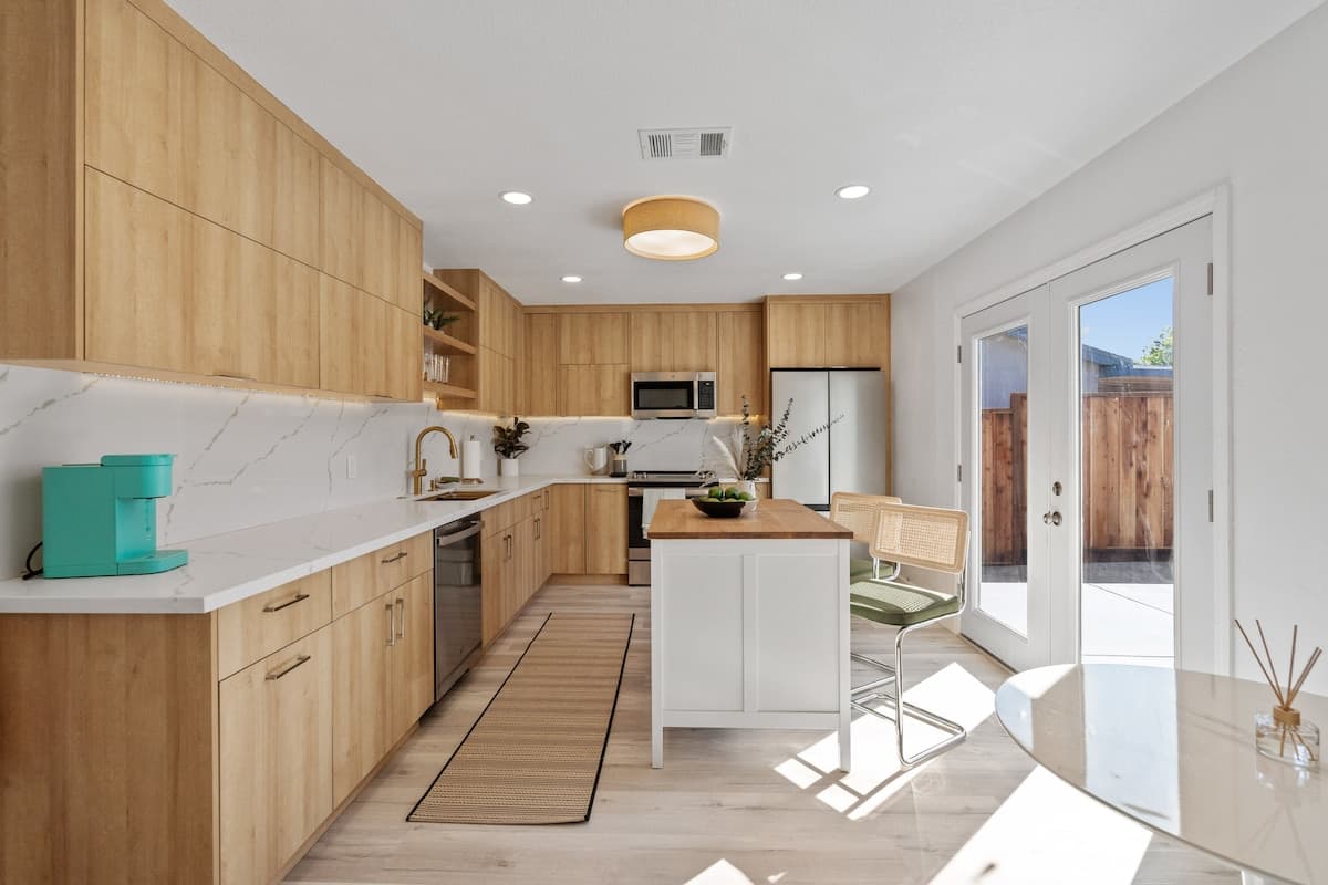 Evergreen Hills Modern Haven, 28+ Night Stays - Photo 5