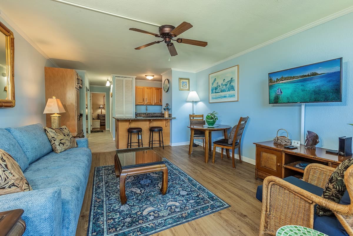 Condo in Kihei · ★4.81 · 1 bedroom · 2 beds · 1 bath - Photo 1